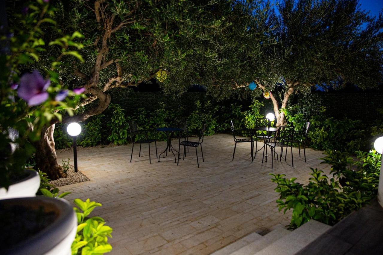 L' Arcobaleno B&B Castelluzzo Exterior foto