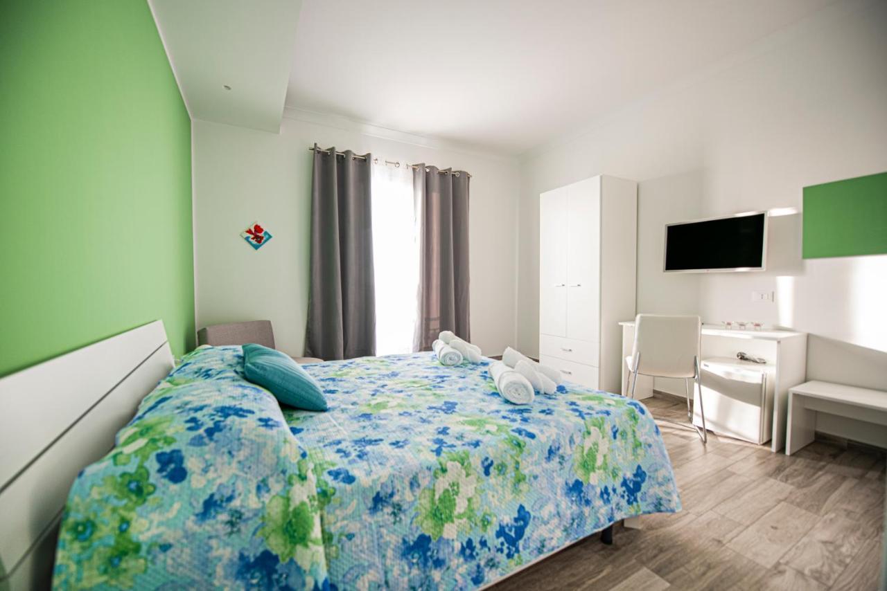L' Arcobaleno B&B Castelluzzo Exterior foto